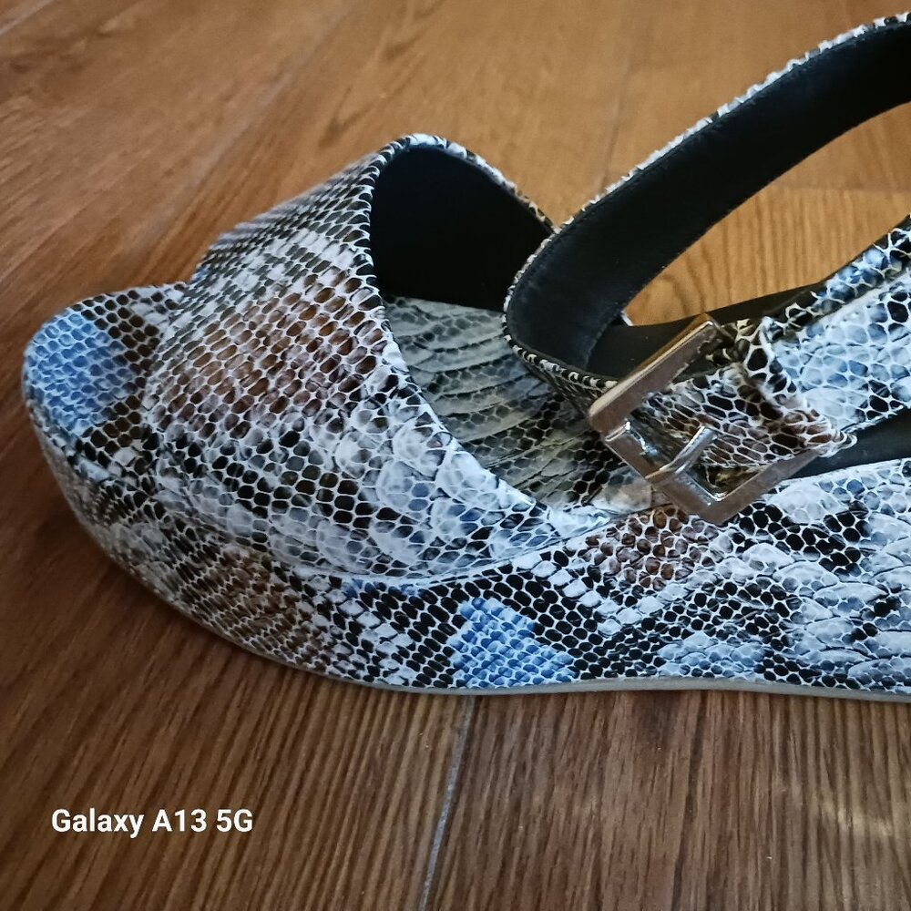 Rachel Comey, Size 7, Blue Snakeskin Print Sandal